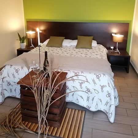 Oasi Di Arcadia Hotel Santa Giulia Buitenkant foto