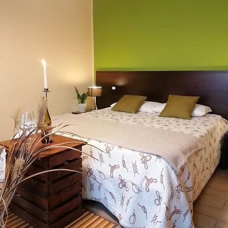 Oasi Di Arcadia Hotel Santa Giulia Buitenkant foto